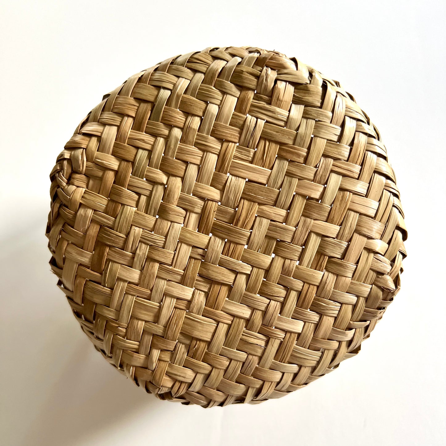 basket :: woven