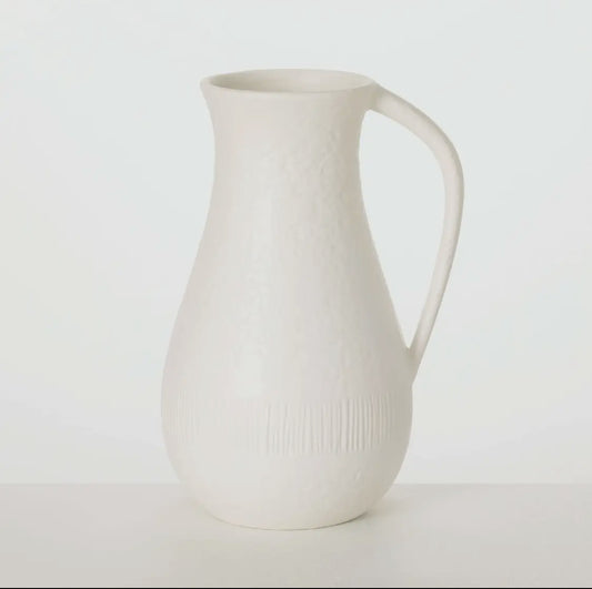 vase :: pitcher